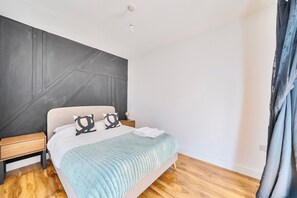 2 bedrooms, WiFi, bed sheets