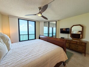 Iron/ironing board, free WiFi, bed sheets - Punta Rassa 3-506: Spectacular views and the comforts of home. A spacious corner condo! (Fort Myers)
