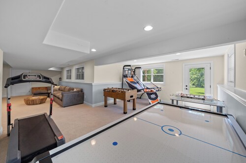 Geneva Haven: A Family Retreat I Game Room + Outdoor Entertaining I Accessible