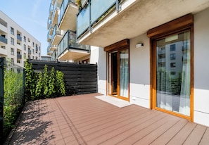 Exterior detail - Niemena Glamour Apartment (Poznań)