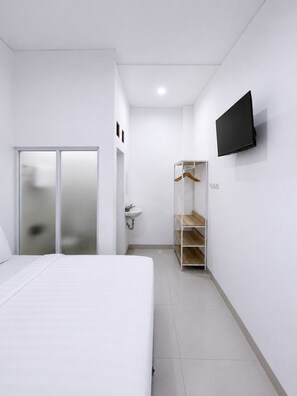 Superior Double Room | Free WiFi - Ars Inn Prime Maguwoharjo (Depok)