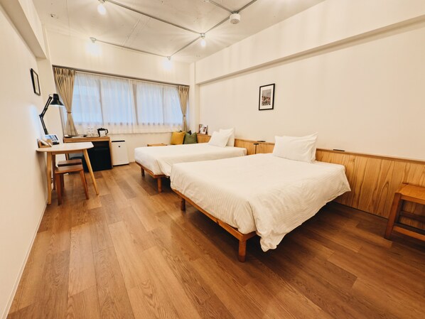 Basic Twin Room, City View - HERE.Tokyo (Tokyo)