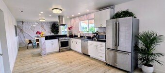 Spacious Home & Premium Comforts close to everything, minutes to Carmel