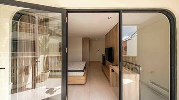 Exclusive Loft, 1 Bedroom, Private Pool | In-room safe, desk, laptop workspace, free WiFi