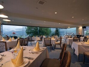 Dining - Hotel Sierra Yuzawa (minamiuonumagunnyuzawamati)