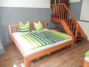 Room - Altstadthaus  Amberg by Interhome (Arnsberg)