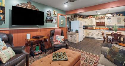 Storybook Cottage Near Downtown Hattiesburg-Family Friendly