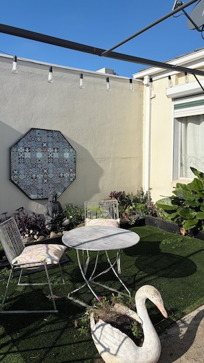 Felles sovesal, 1 soverom | Terrasse/patio