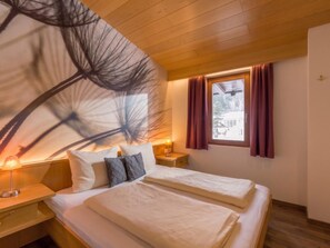 8 chambres, accès à Internet