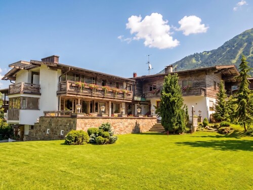 Cozy group house in a prime location in Brixen