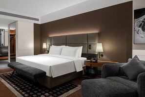Free minibar, desk, laptop workspace, soundproofing - Intercity Hotel Yiwu Intl. Trade City (Jin Hua Shi)