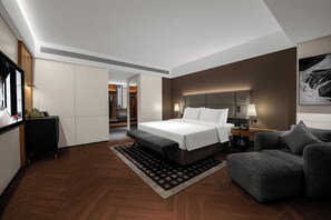 Free minibar, desk, laptop workspace, soundproofing - Intercity Hotel Yiwu Intl. Trade City (Jin Hua Shi)