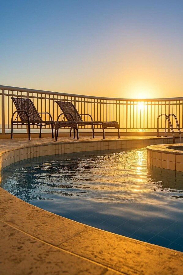 Pool - Cabo Frio Beach Escape Near Dunas Beach w/ Breakfast and Fitness Area (Rio de Janeiro)