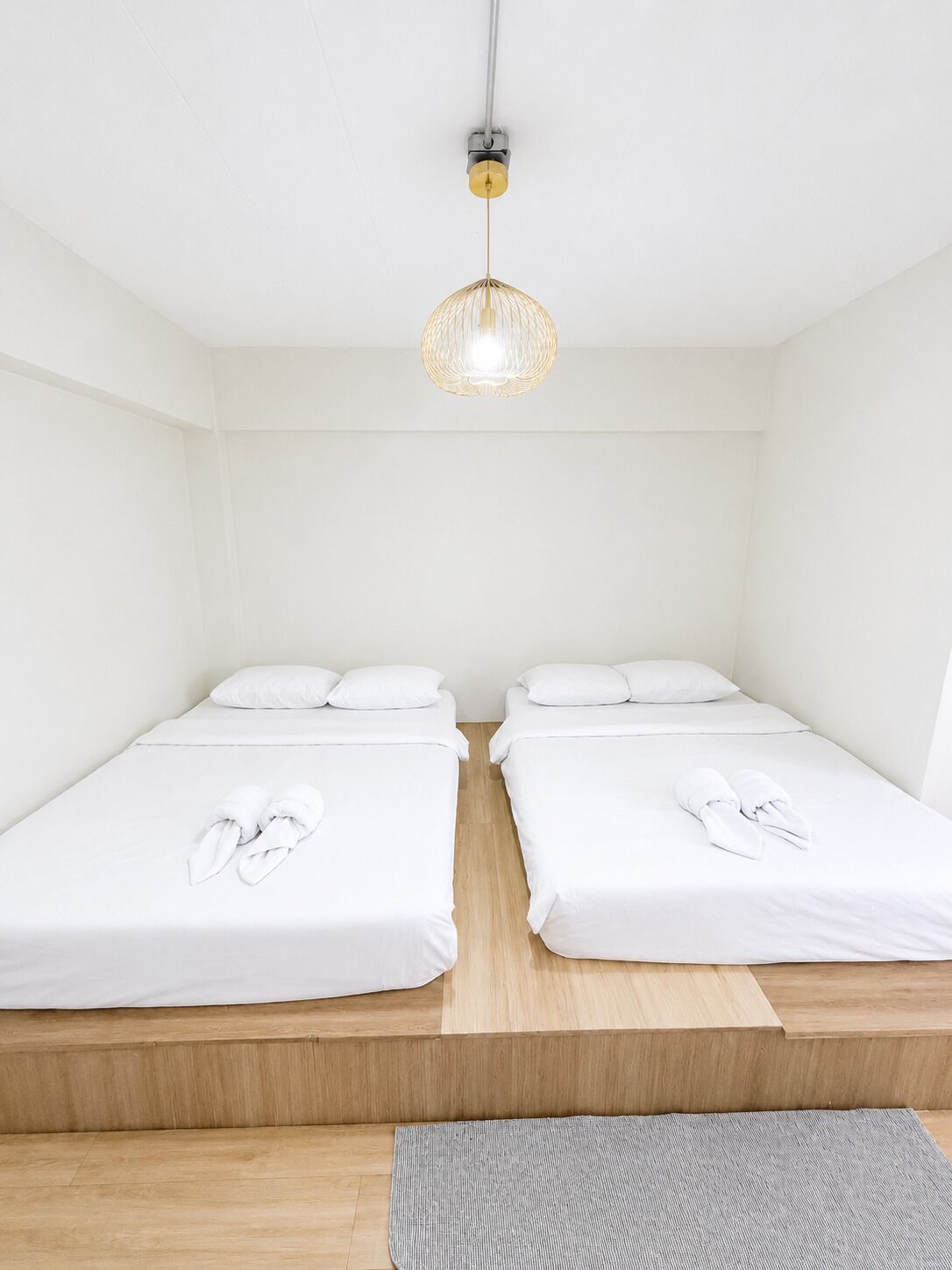 Quadruple Room | Free WiFi, bed sheets