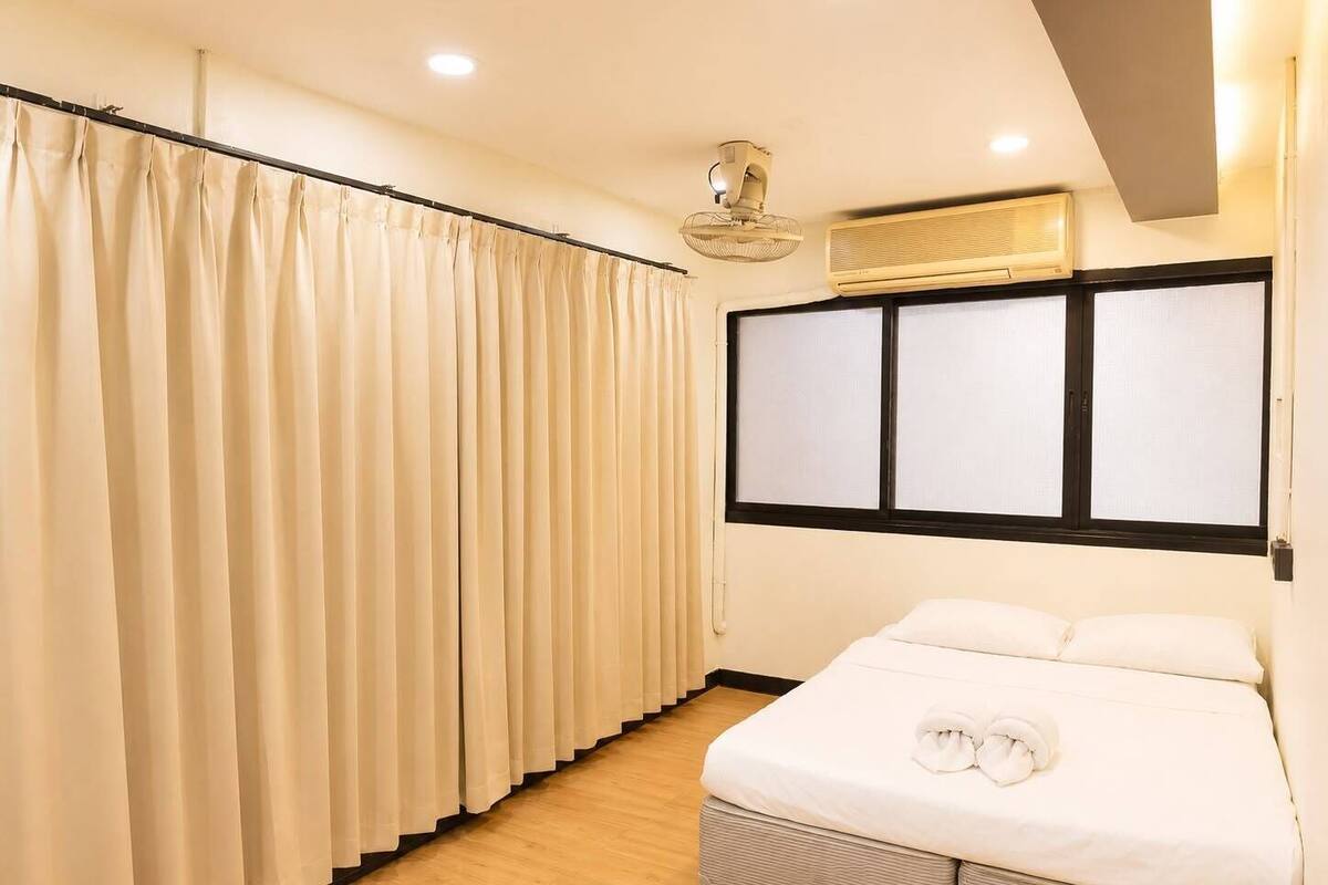Habitación doble, baño compartido | Wifi gratis y ropa de cama
