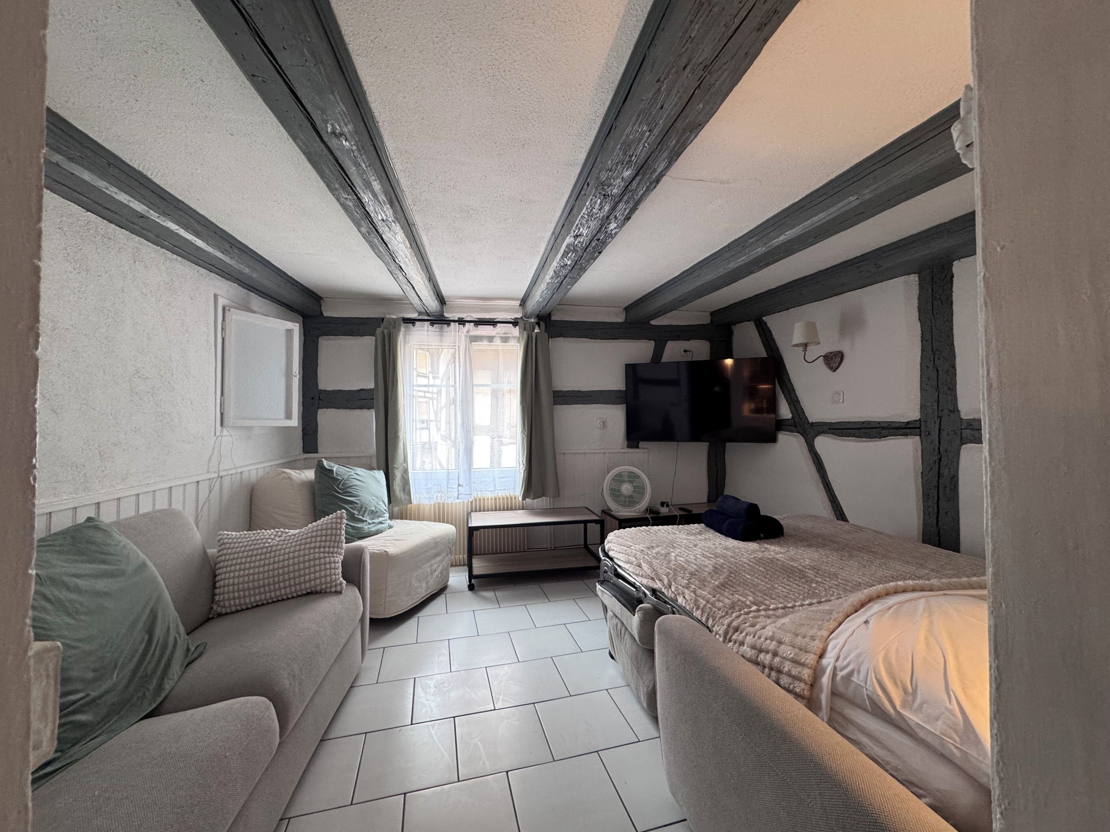 3 bedrooms, WiFi, bed sheets