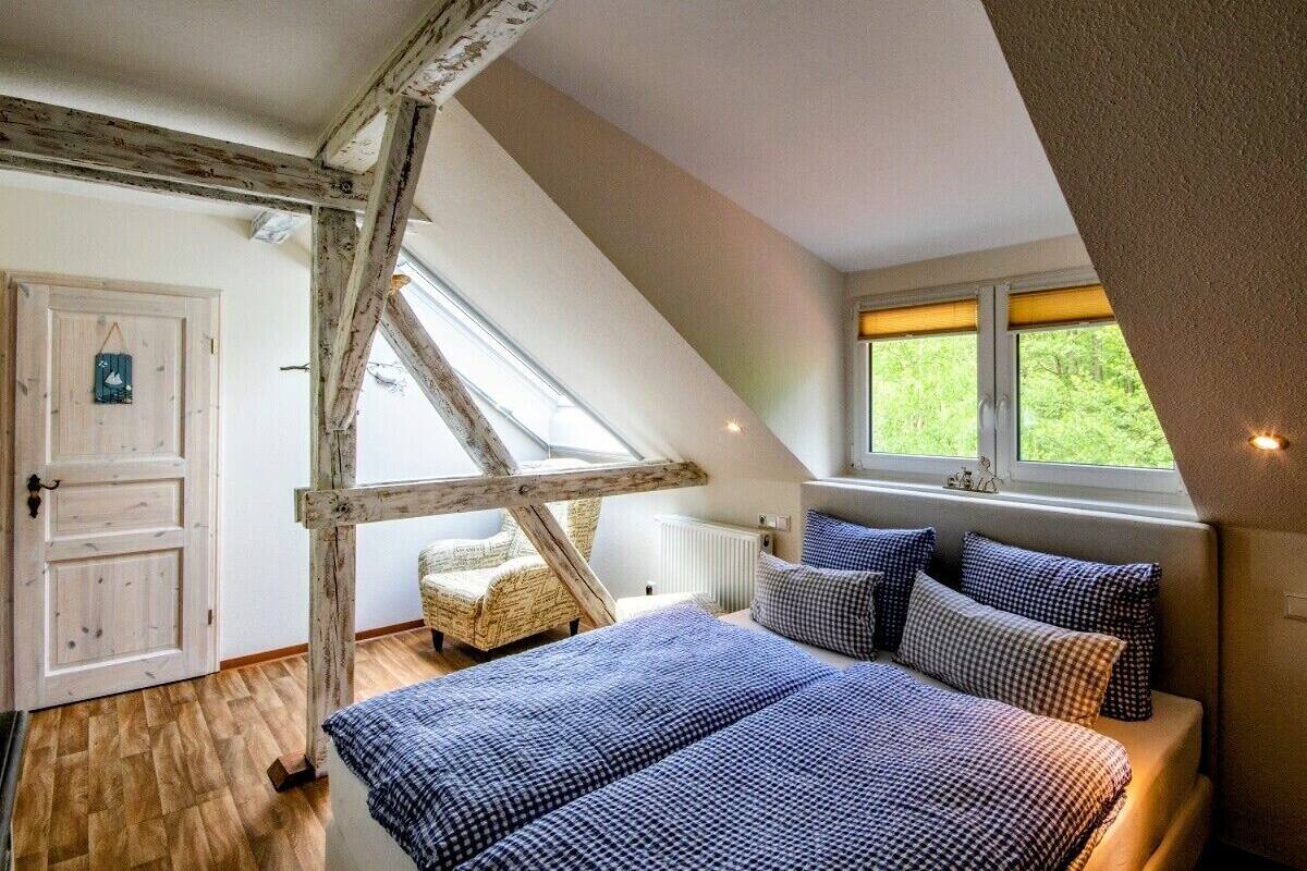 Double Room, Private Bathroom, River View | In-room safe, WiFi (free)