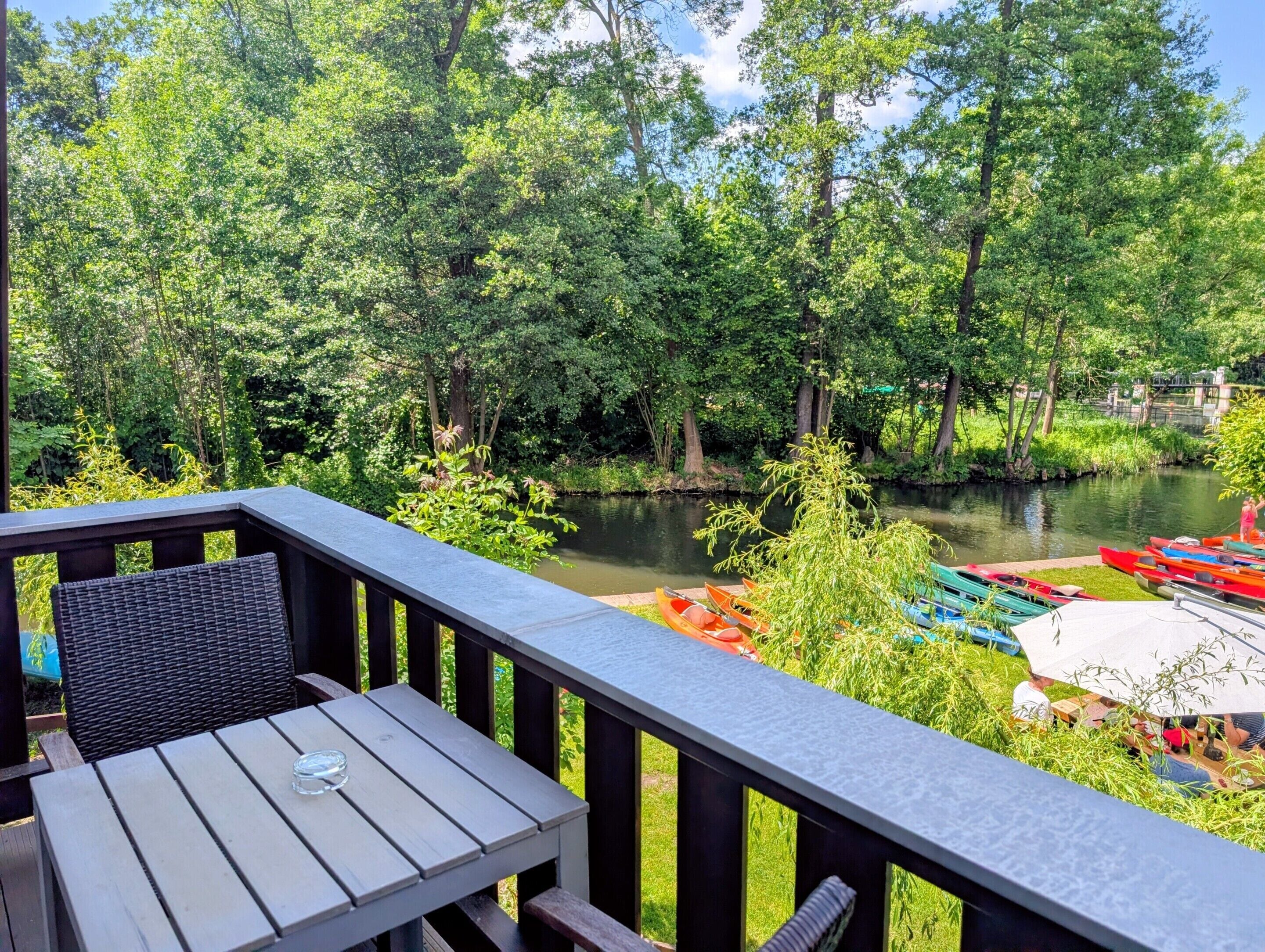 Superior-Suite, eigenes Bad | Blick vom Balkon