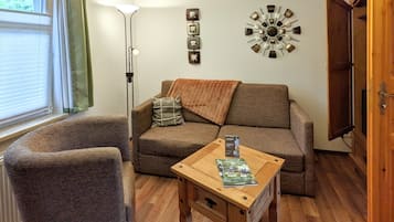 Suite, eigenes Bad, Gartenblick | Lounge