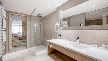 Junior Suite, Sauna, Mountain View | Bathroom | Slippers