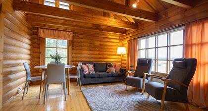 Villa Varpunen | 2BR Cabin | Sauna & Fireplace