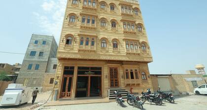 Hotel Jigyasa Palace Bar & Restro