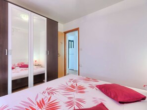1 bedroom, Internet