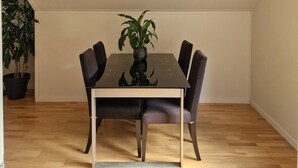 Ảnh chưa phân loại, 4 trong số 10 ảnh, nút
