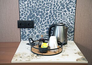 Coffee and/or coffee maker - Aeon Blue (Selianitika)