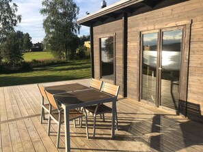 Outdoor dining - Vrbo Property (Rätan)
