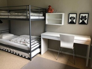 Room - Vrbo Property (Rätan)