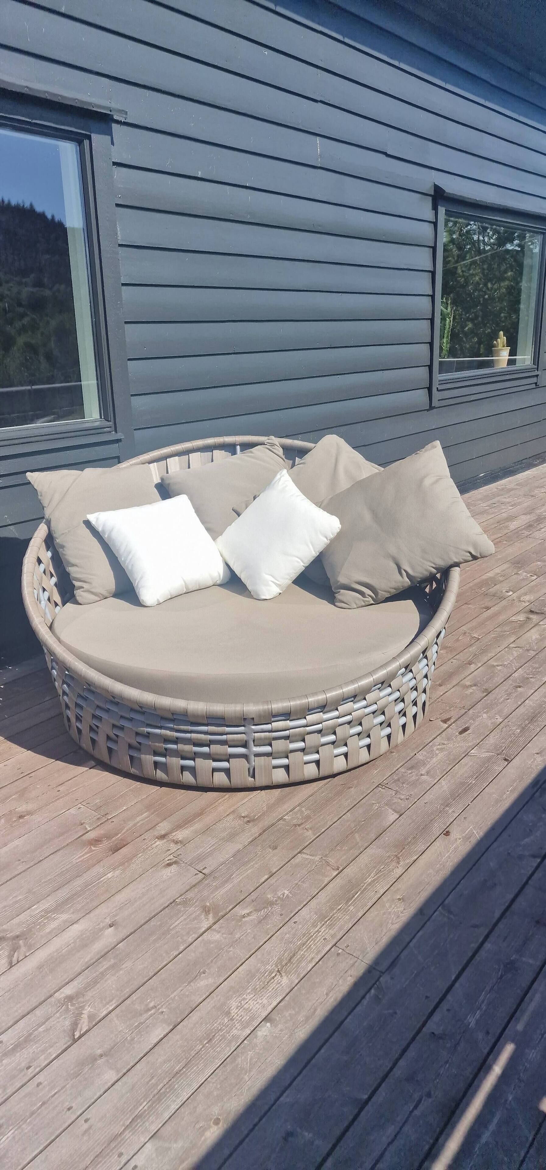 Hus, 3 soverom, peis | Terrasse/patio