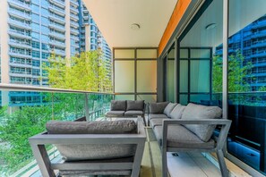 Property grounds - HAVN - 1 Bedroom in Azure, 5 mins to DMCC metro (Dubai)