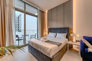 Iron/ironing board, WiFi, bed sheets - HAVN - High floor 1 Bedroom in Stonehenge, JVC (Dubai)