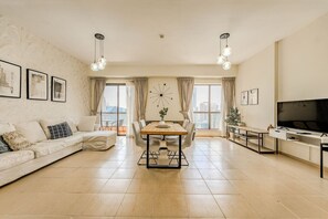 TV - HAVN - 2 Bed in Rimal, Dubai Marina (Dubai)