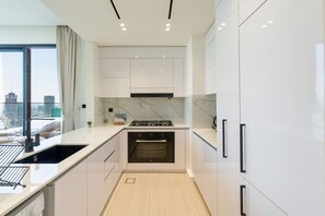 Coffee/tea maker, fridge, microwave, oven - HAVN- High floor 2 Bed in Binghatti Onyx, JVC (Dubai)