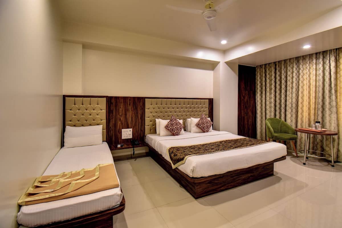 Executive Triple Room