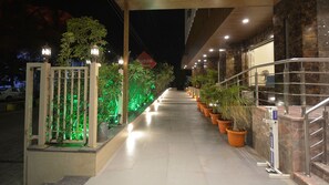 Living area - Bhagyalaxmi NX Hotel (Shirdi)