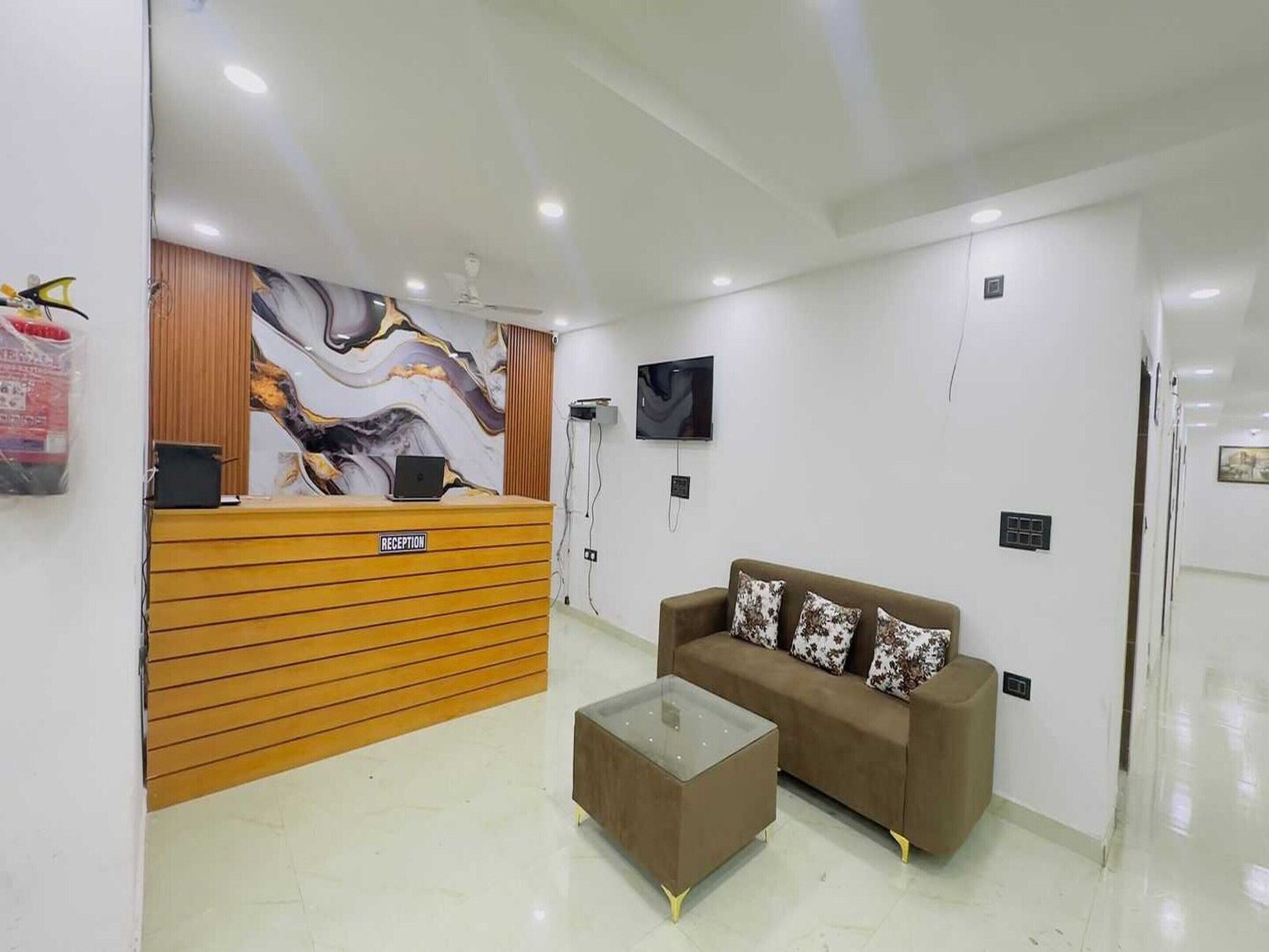 House | Reception