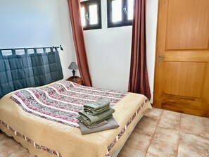 Room - Vrbo Property (Olmeto)