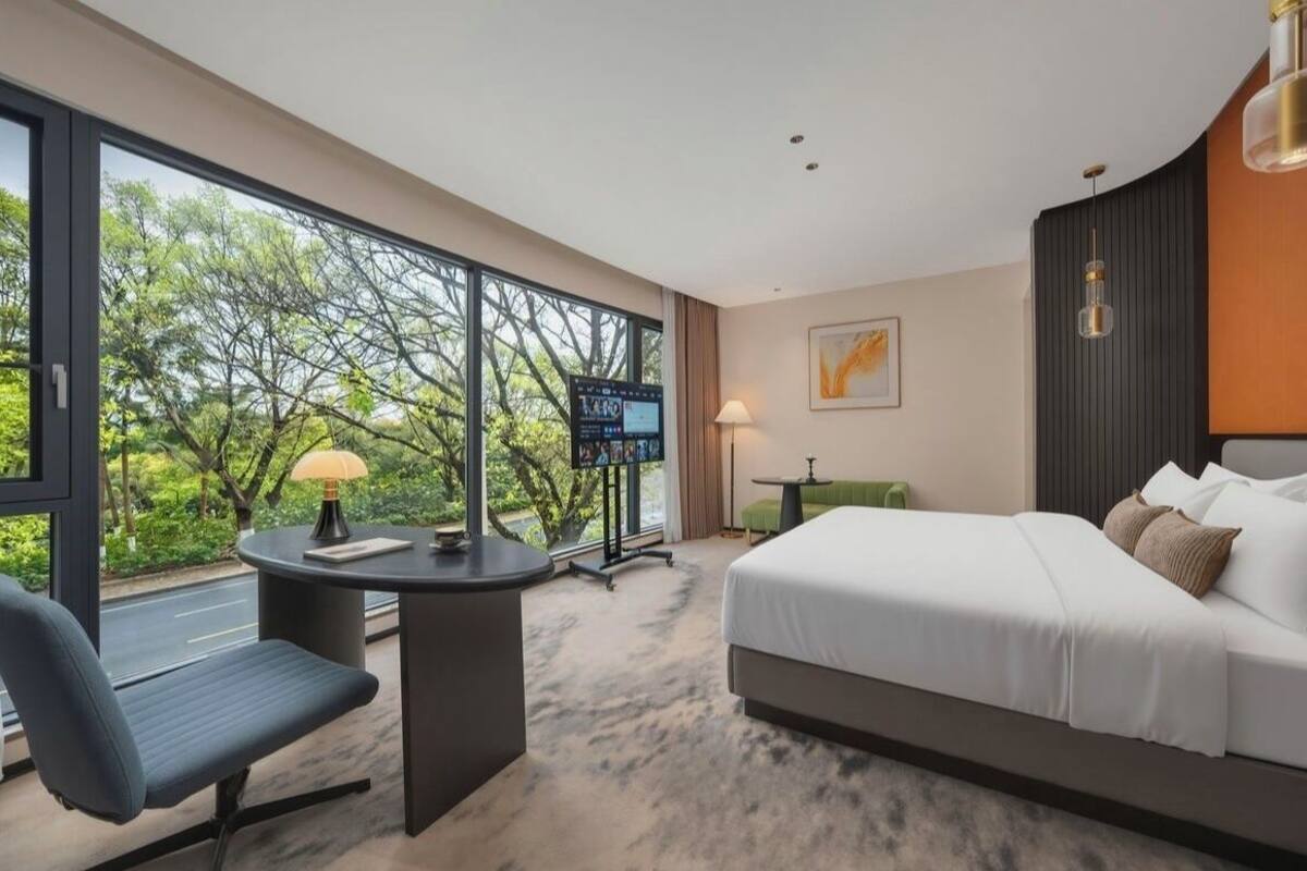 Cortinas blackout, sistema de insonorización y wifi gratis 