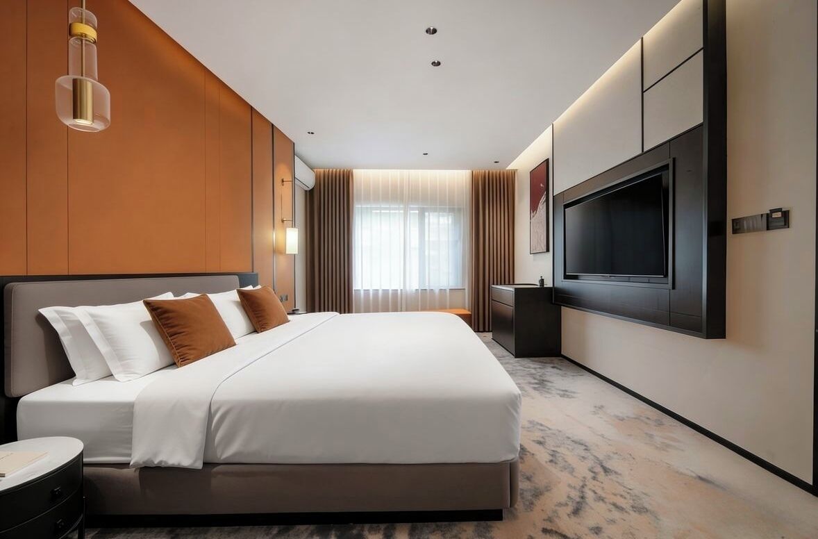 Design Room, Courtyard View | Blackout curtains, soundproofing, free WiFi