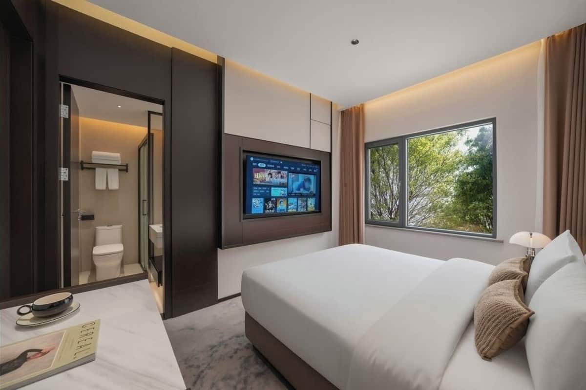Cortinas blackout, sistema de insonorización y wifi gratis 