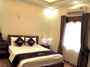 Phòng đơn Tiêu chuẩn, quang cảnh thành phố | Két bảo mật tại phòng, bàn, phòng cách âm 