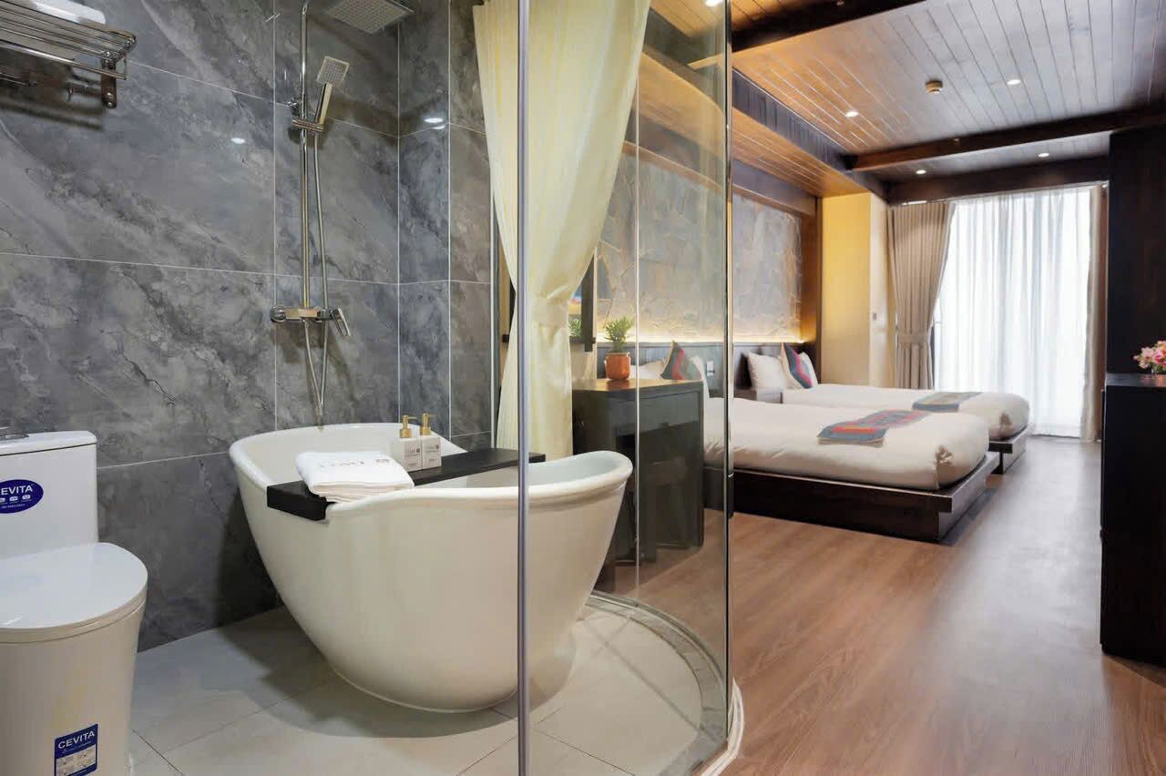 Phòng Deluxe, 2 giường đôi, quang cảnh thung lũng | Phòng tắm | Buồng tắm vòi sen, máy sấy tóc, khăn tắm, xà phòng 