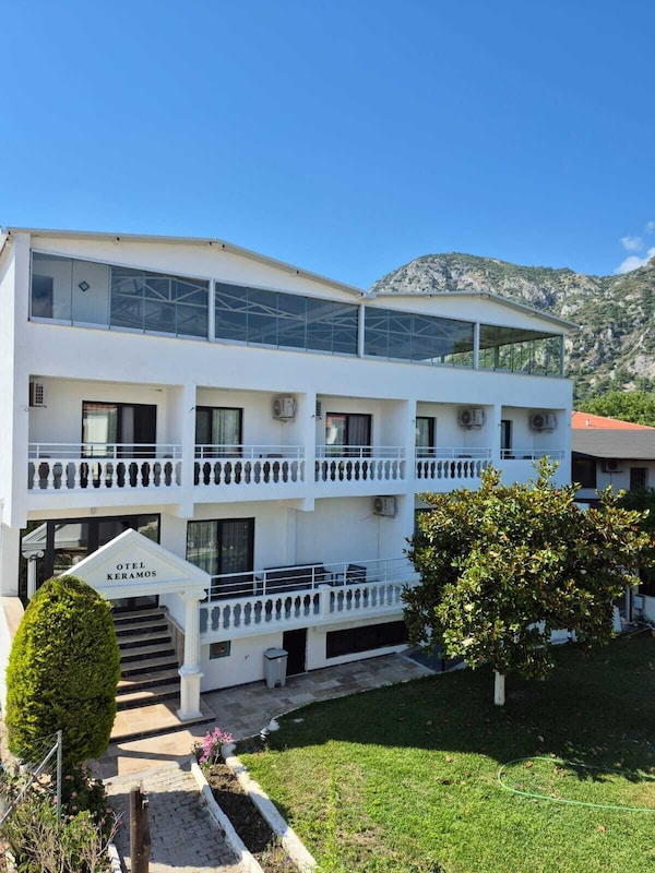Keramos Buti̇k Otel - Ören