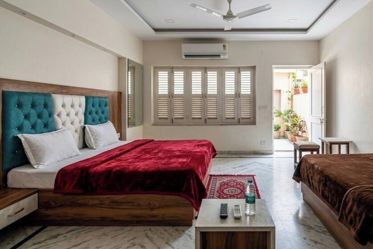 Quarto | Roupas de cama antialérgicas, escrivaninha