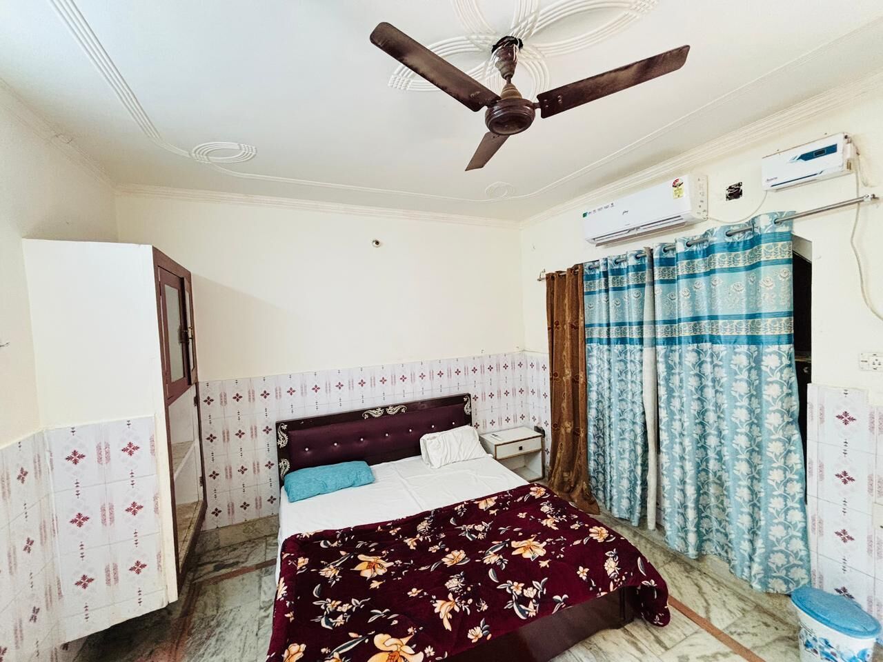 Deluxe Room | Desk, laptop workspace, free WiFi