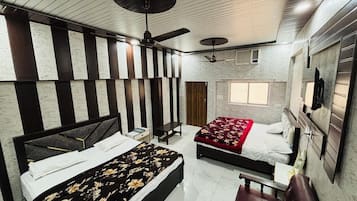 Ropa de cama hipoalergénica y escritorio