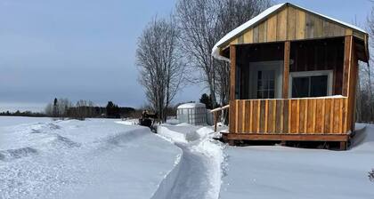 Fox Den Retreat glamping